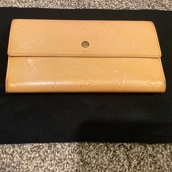 Louis Vuitton Vernis Wallet- caramel/Beige - Picture 1 of 13